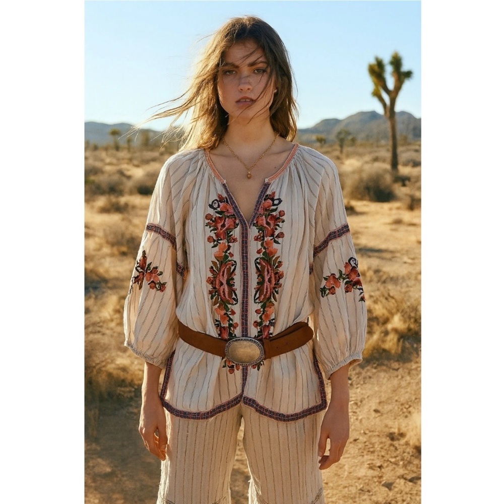 Johnny Was Juliene Embroidered Peasant Blouse XS Cream Boho Floral Festival Top